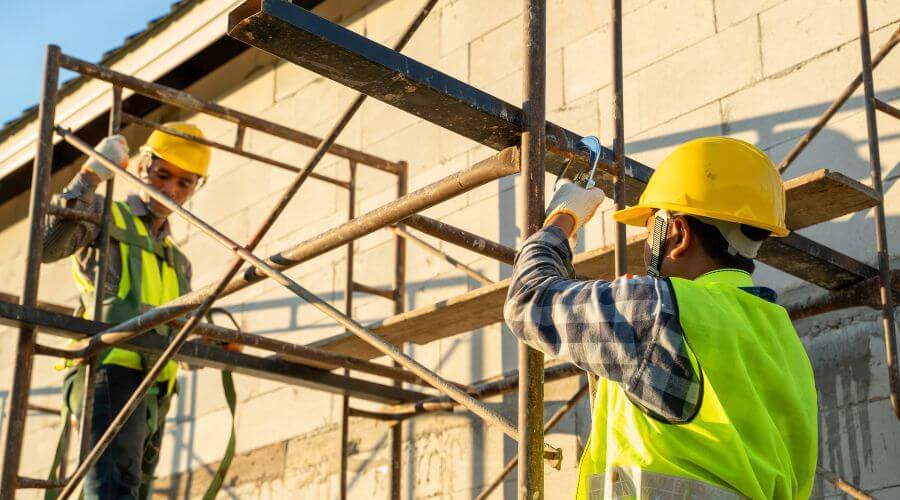 Professional fairlawn roofing services in Johnston, IA